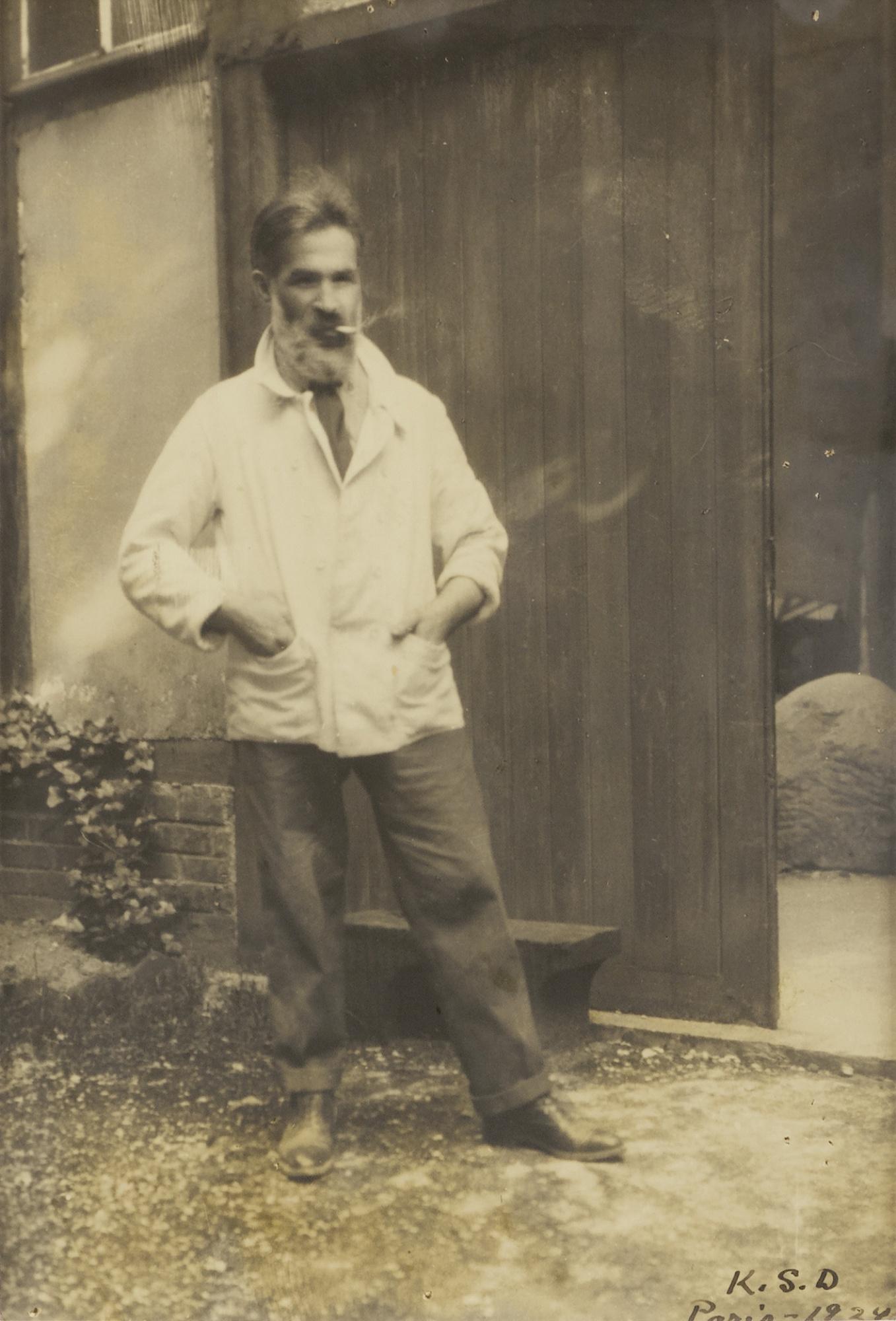 Katherine Sophie Dreier - Portrait De Brancusi Devant Son Atelier, 1924