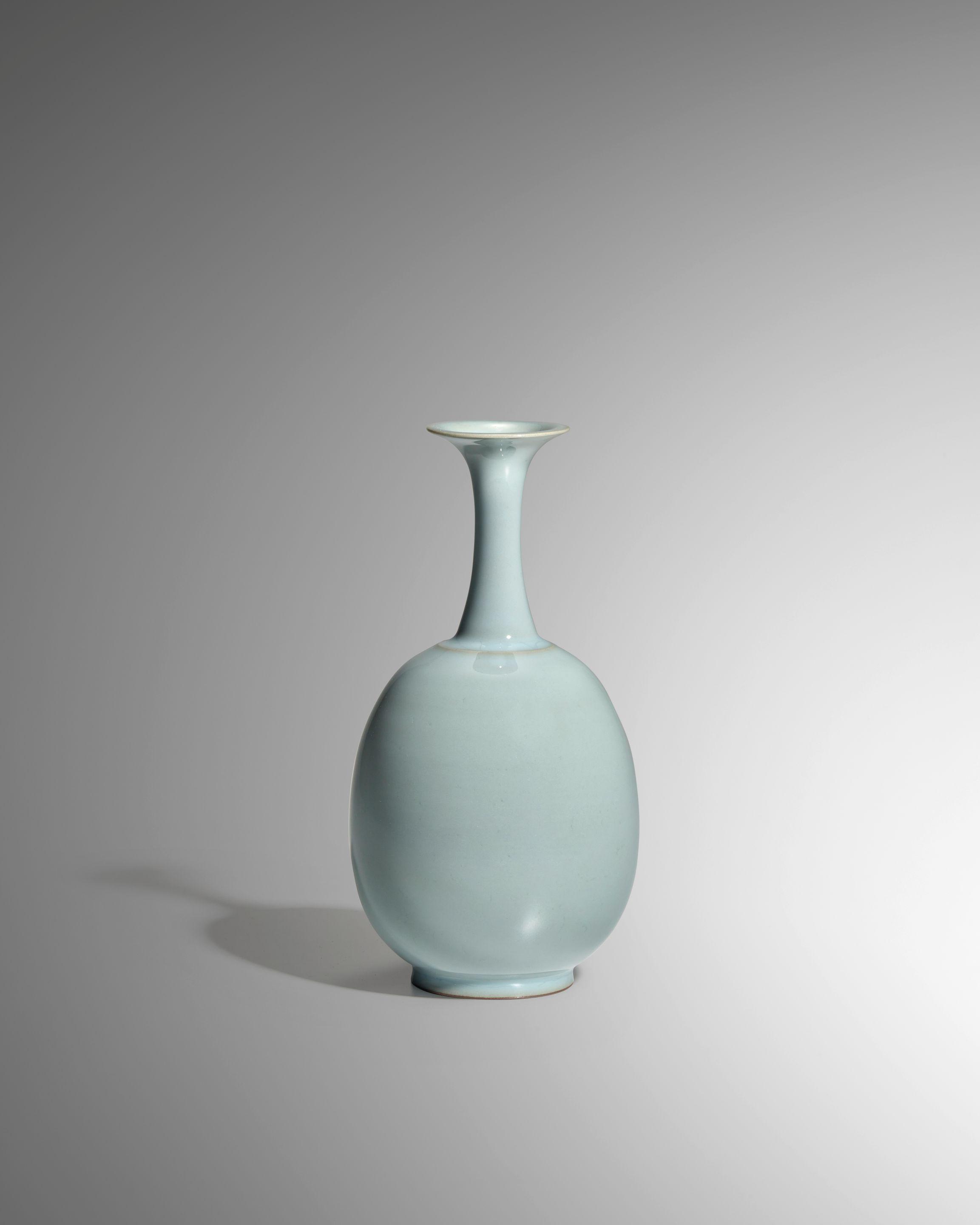 Kawase Shinobu - A Celadon Flower Vase