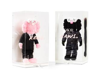 Kaws - i : Kaws X Dior - Bff Black Plush Doll ii : Dior X Kaws Bff Pink Doll