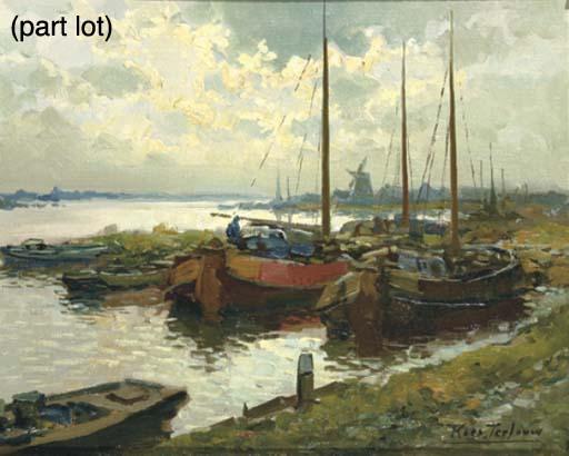 Kees Terlouw - Moored barges at dusk