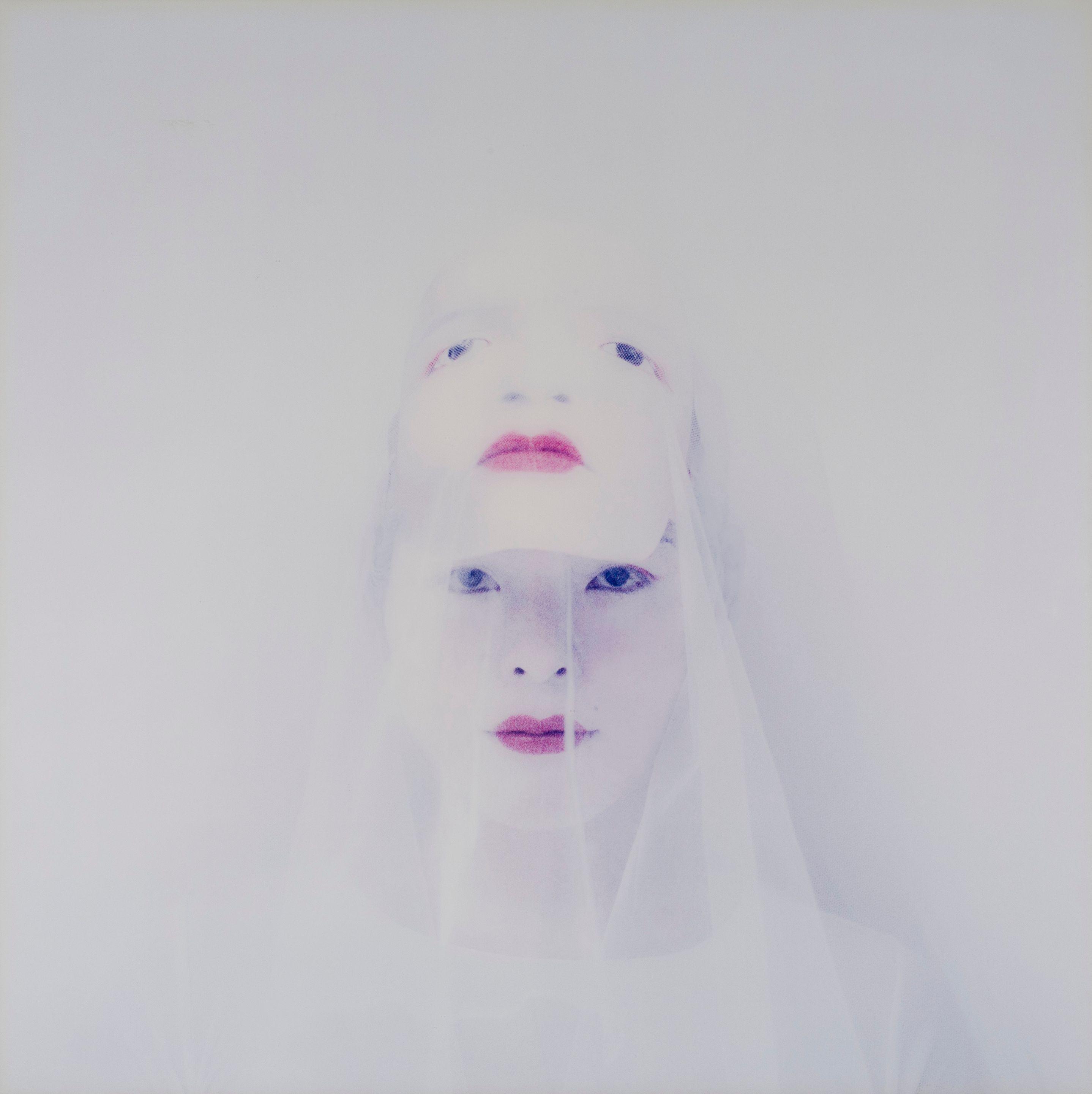 Kimiko Yoshida - Mariée au masque de soi. De la série : Mariées célibataires