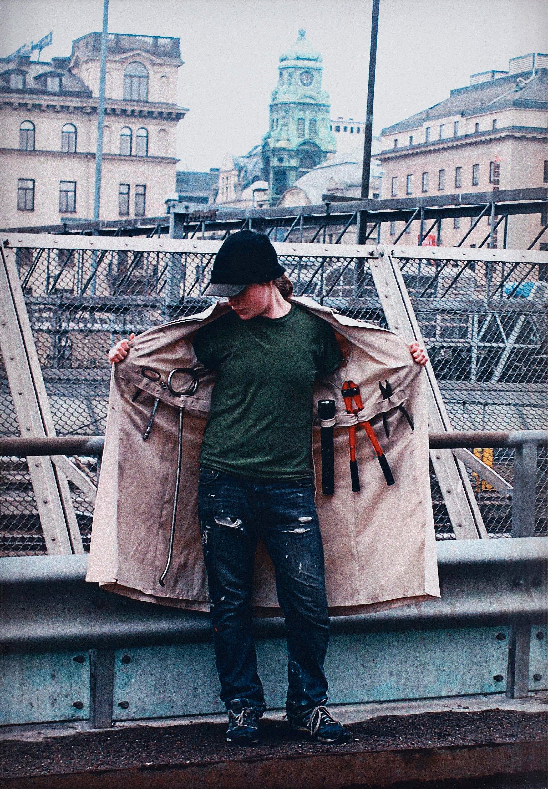 Klara Lidén - \'Self Portrait with the Keys to the City\', 2005