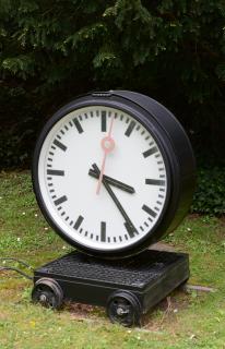 Klaus Rinke - Albert Einstein! Wann hält Baden-Baden an diesem Zug?.