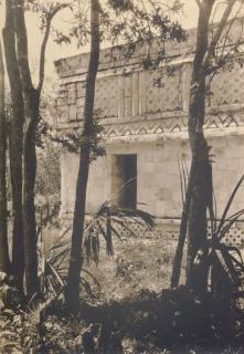 Laura Gilpin - The Sacred Wall, Chichén Itzá, 1932