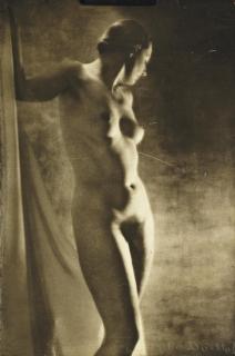 Laure Albin-Guillot - Nu, vers 1920