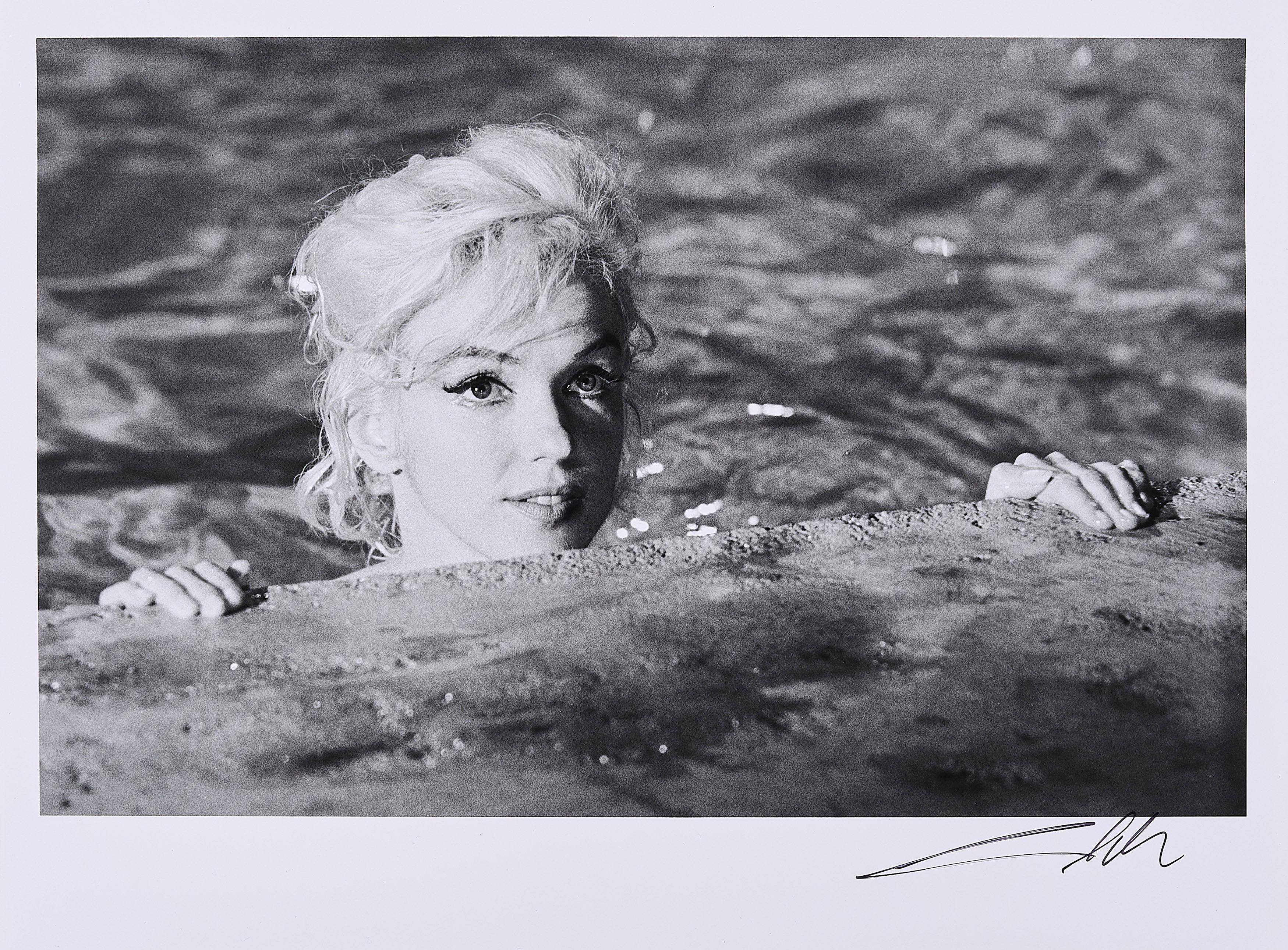 Lawrence Schiller - Marilyn Monroe: Roll 11 Frame 12.