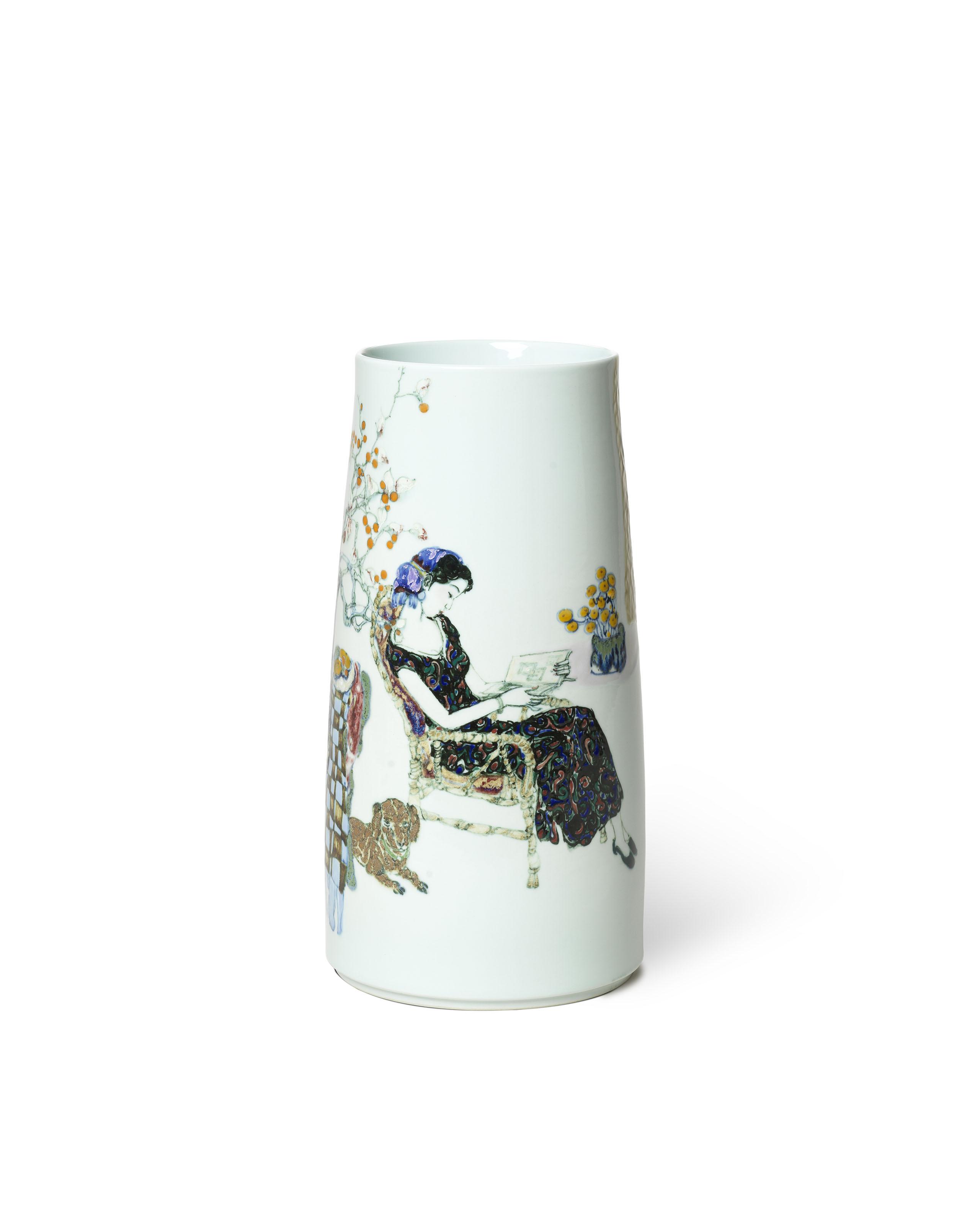 Le Longyao - A GLAZE VASE, DUNI