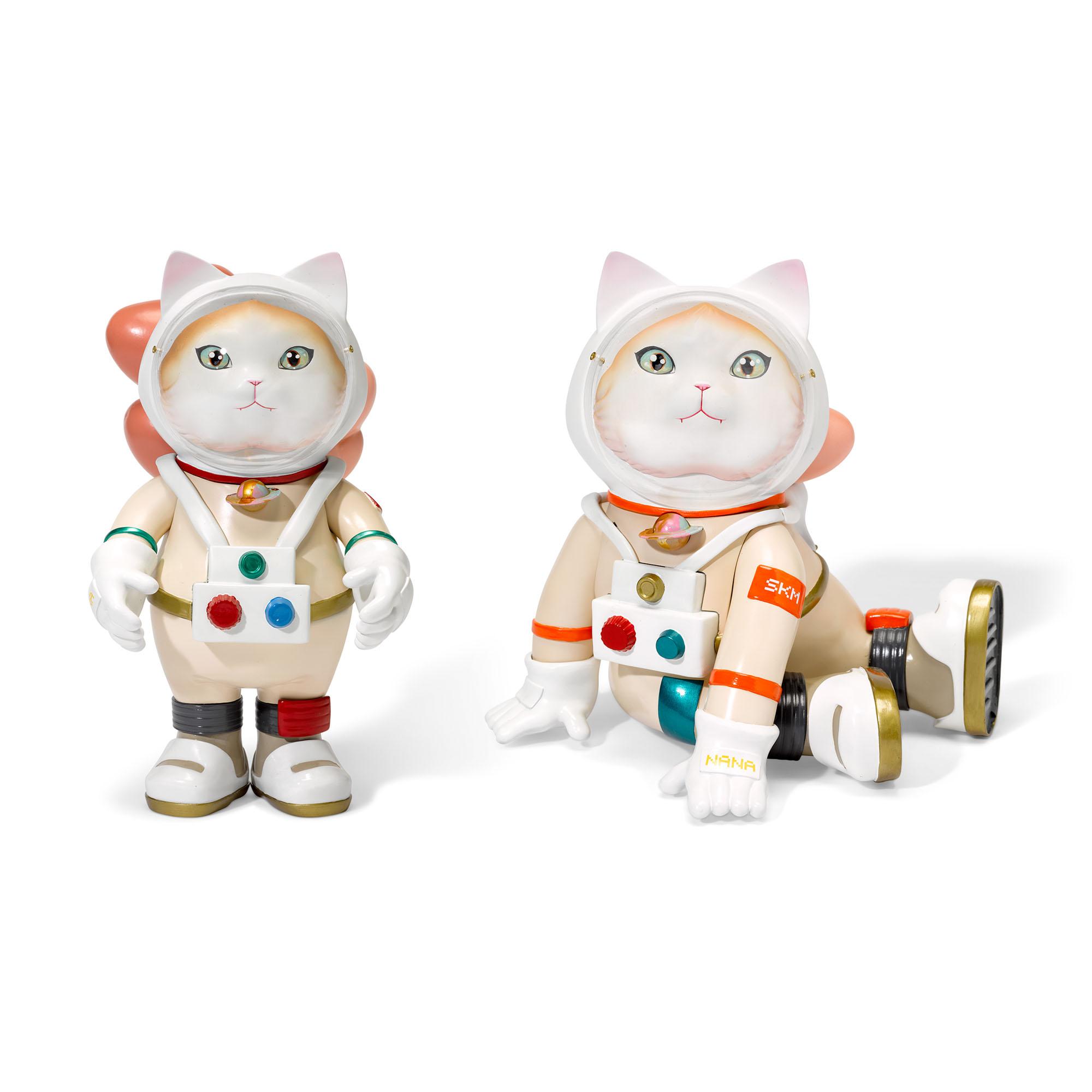 Lee Kyoung Mi - Nana the Astro-Basic Version; & Nana the Astro-Sitting Version