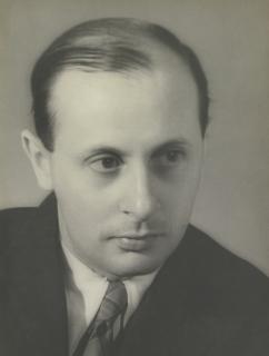 Lee Miller - Portrait Of Eugene Berman