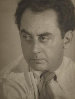 Lee Miller - Portrait of Man Ray, 1931