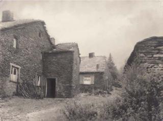 Leonard Misonne - Cottage scene