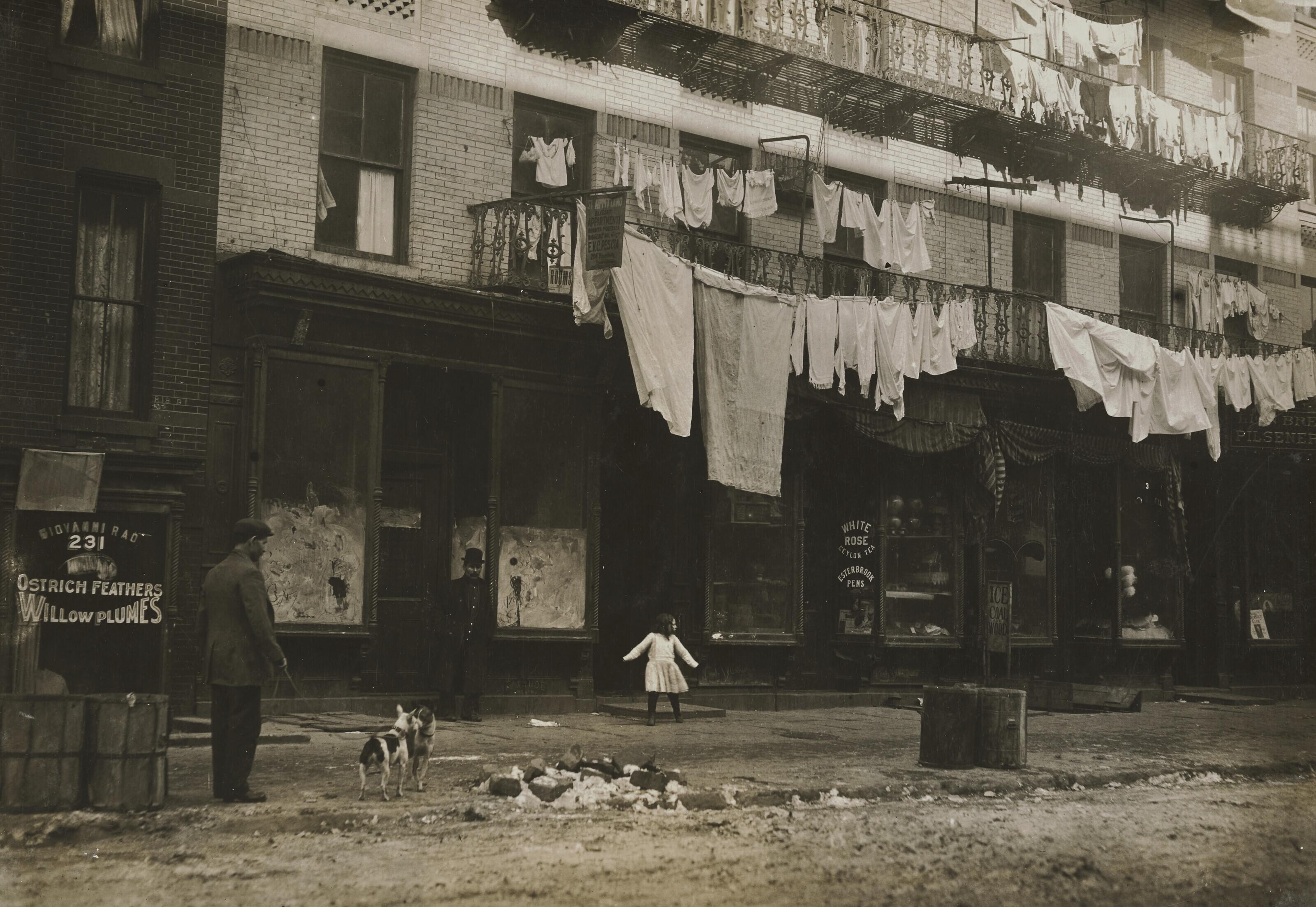 Lewis W. Hine - Elegant Apartments, New York City, 1912