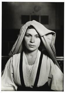 Lewis Wickes Hine - Italian Immigrant from Albania, Ellis Island, 1905