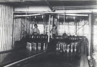 Lewis Wickes Hine - Pin Boys, Syracuse, New York