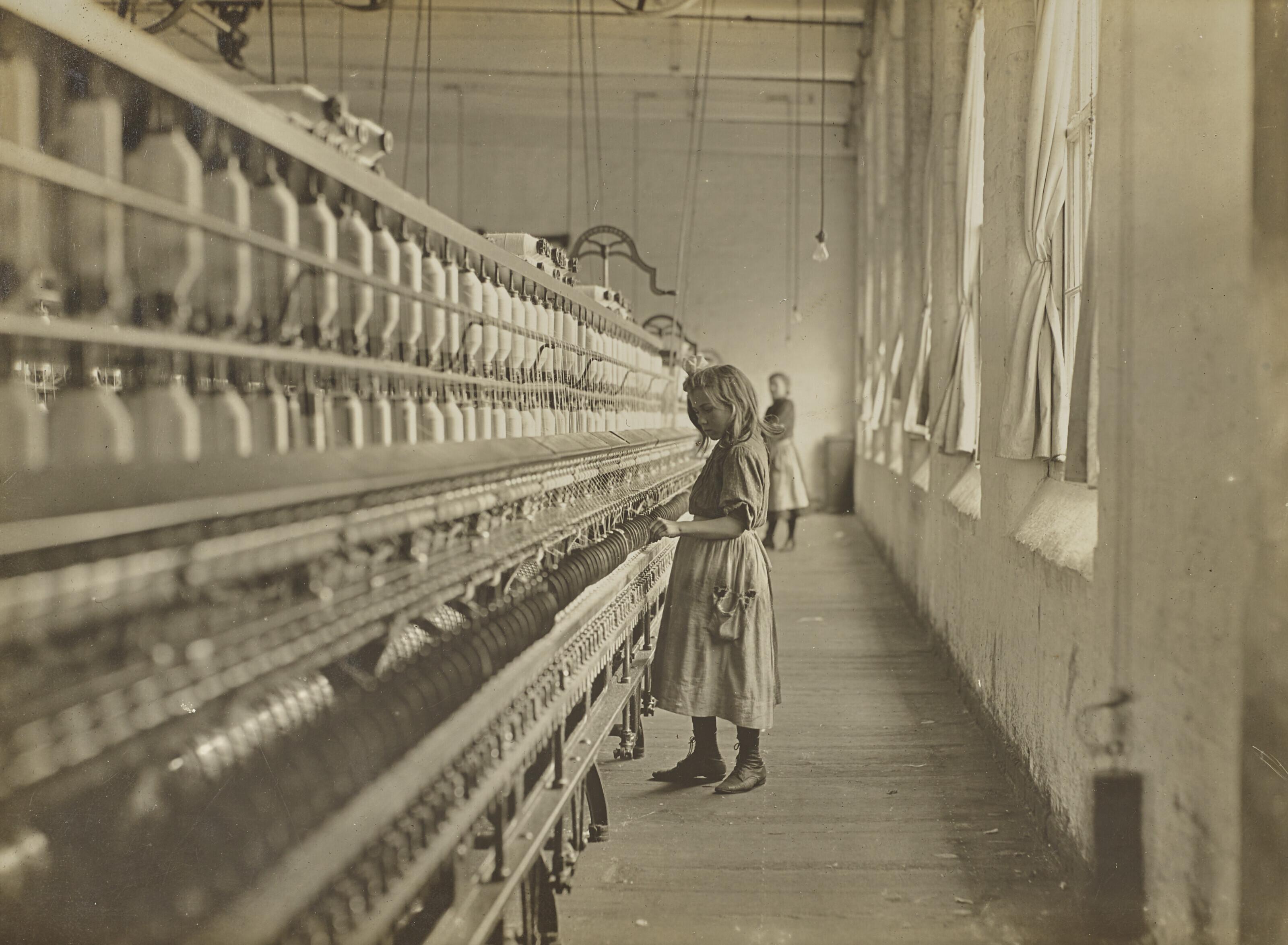 Lewis Wickes Hine - Sadie Pfeifer, a Cotton Mill Spinner, Lancaster, South Carolina, 1908