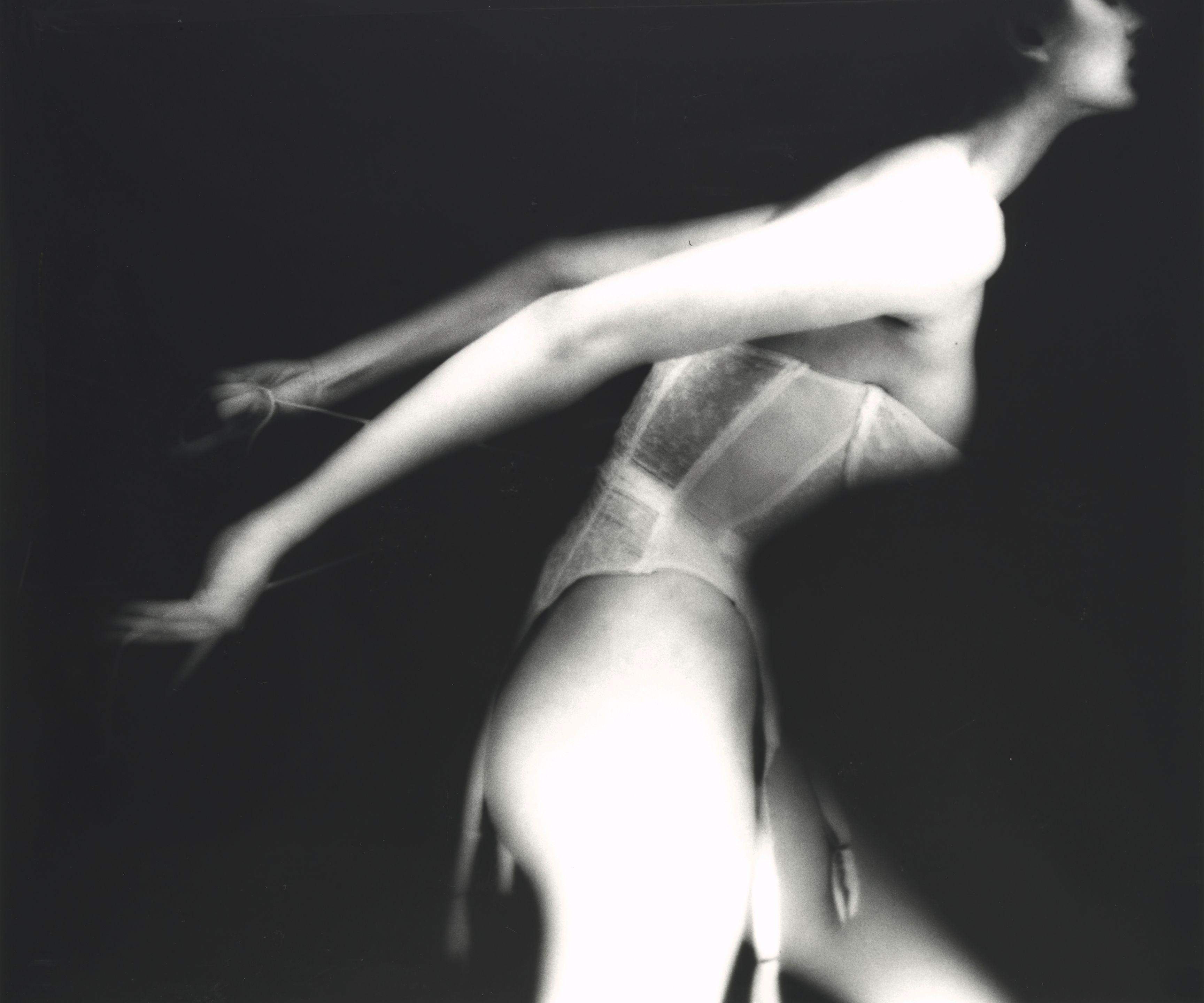 Lillian Bassman - It\'s a Cinch, Carmen, New York, Harper\'s Bazaar