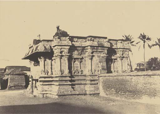 Linnaeus Tripe - Madura: Trimul Naik\'S Choultry, Portico; Basement Of Gopurum, Each 1858