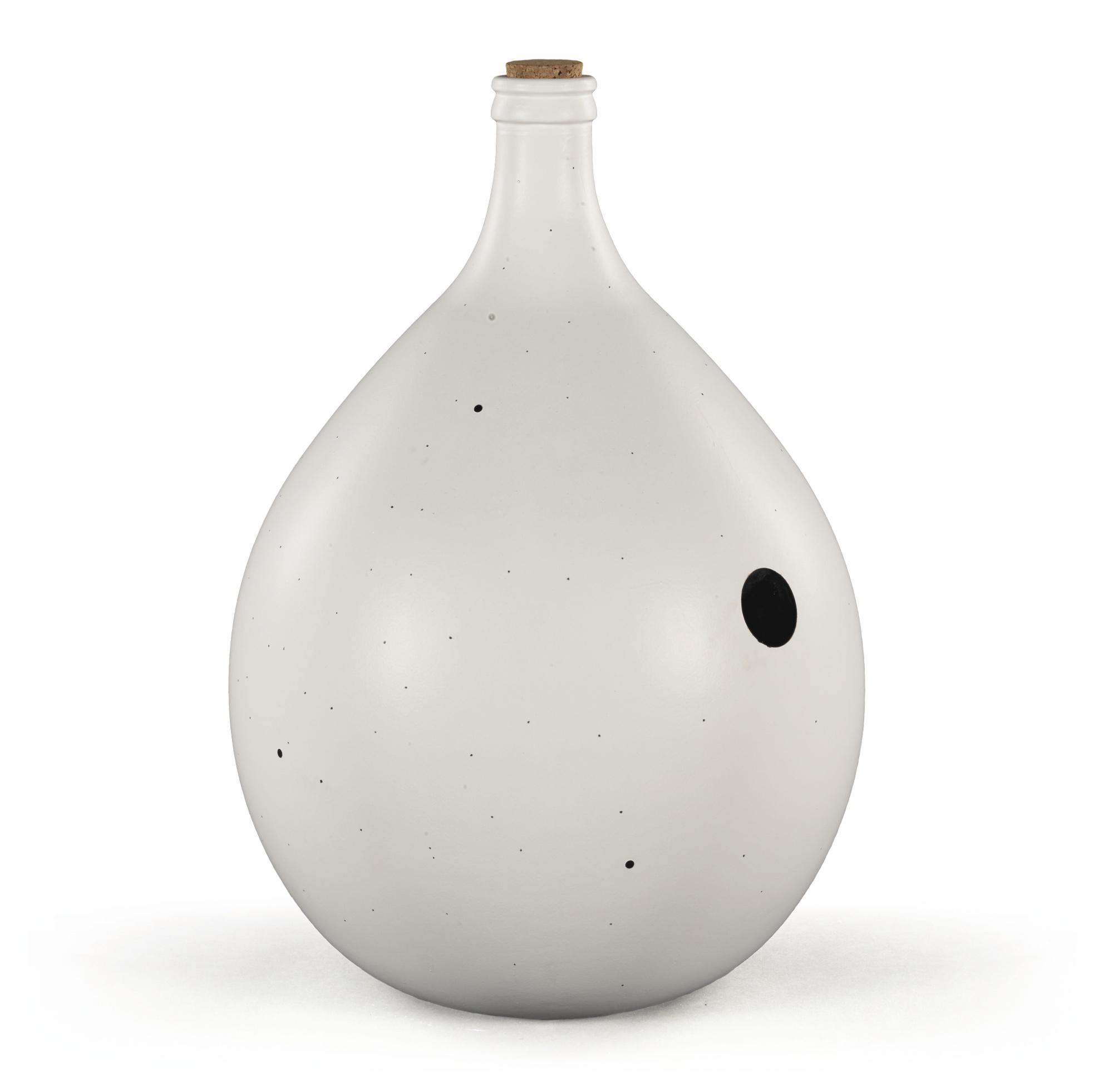 Lionel Estève - Far Far Away