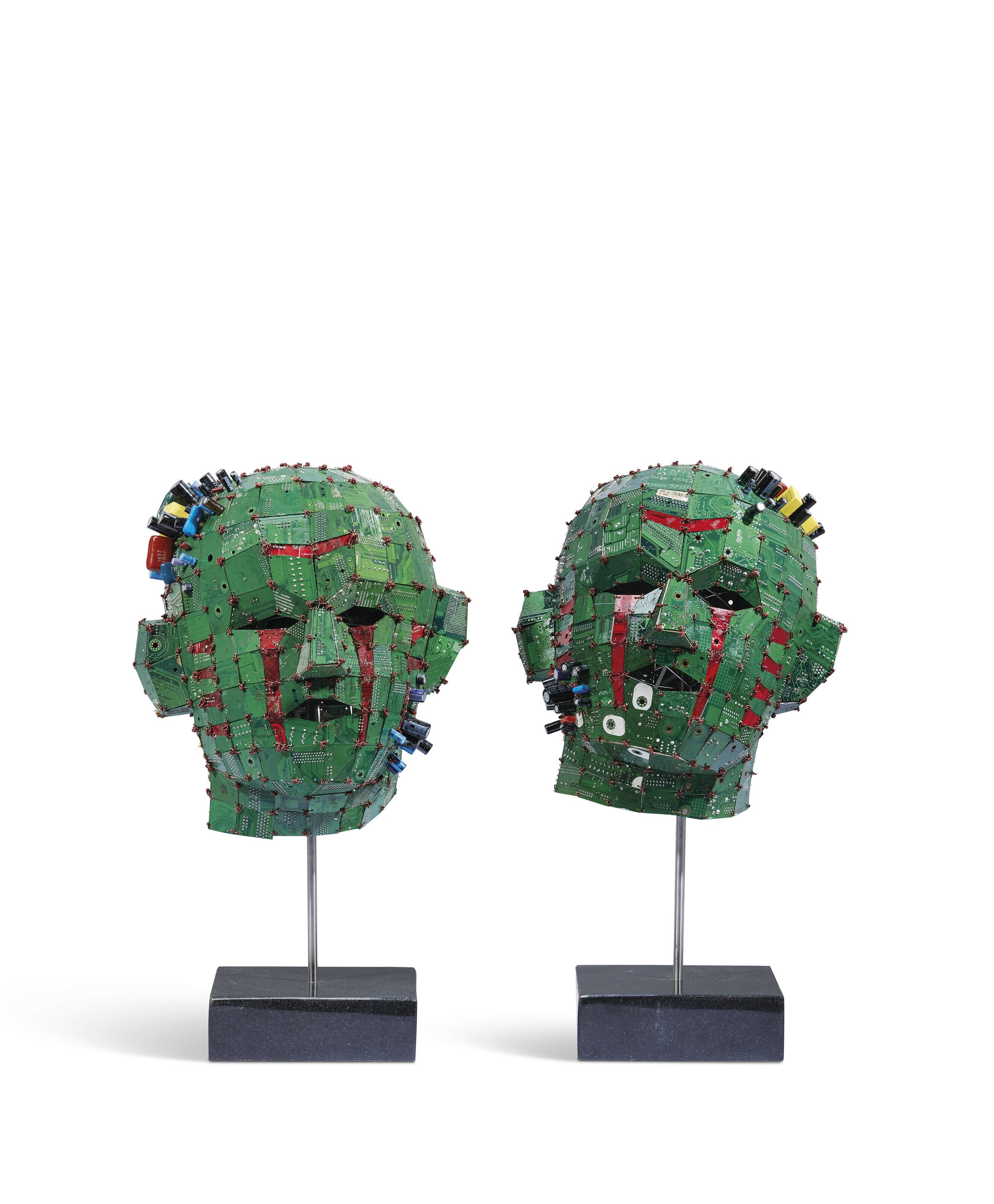 Liu Bolin - Totem - Portrait of Modern People 3 & 8