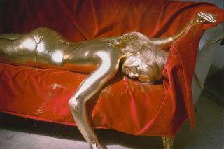 Loomis Dean - Golden Girl Shirley Eaton on the couch, publicity portrait for \