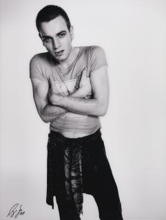 Lorenzo Agius - Ewan, Trainspotting, 1996