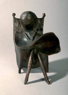 Lothar Fischer - Kleine sitzende Puppe.