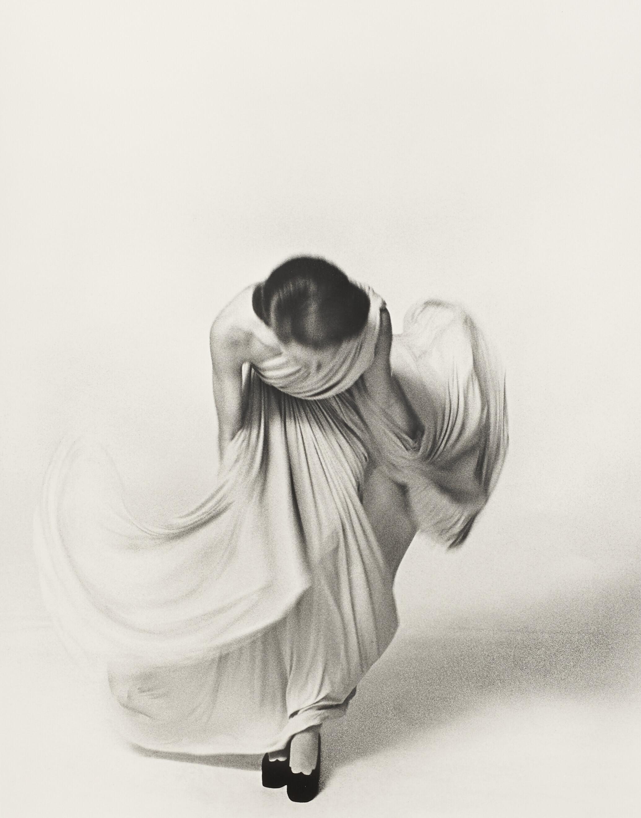 Louis Faurer - Bowing for the Vogue Collections, Paris, 1972