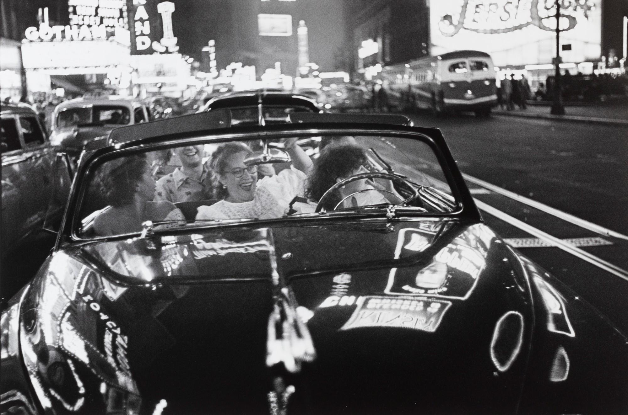 Louis Faurer - Broadway convertible, Times Square, NYC, c. 1949