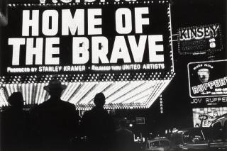 Louis Faurer - \'Times Square, USA\' (Home of the Brave)