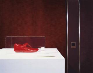 Louise Lawler - NEW SHOES, BLUE SHOES, RED AND PINK SHOES TELL ME WHAT WOULD YOU CHOOSE IF YOU WERE TO BUY
