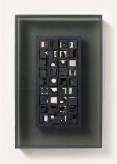 Louise Nevelson - Diminishing reflection XV