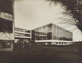Lucia Moholy - Bauhausneubau, Dessau, Werkstättenbau