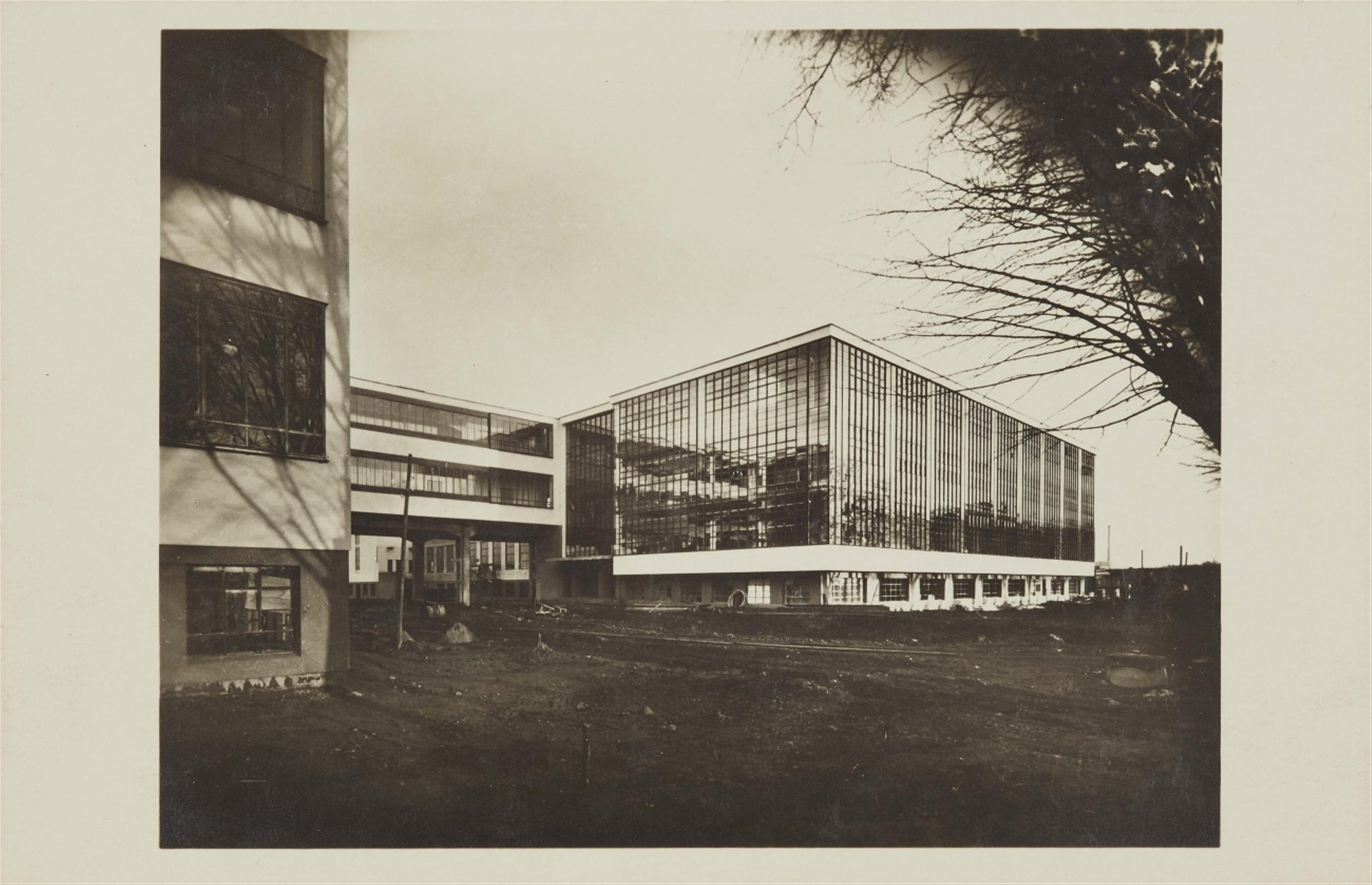 Lucia Moholy - Bauhausneubau, Dessau, Werkstättenbau