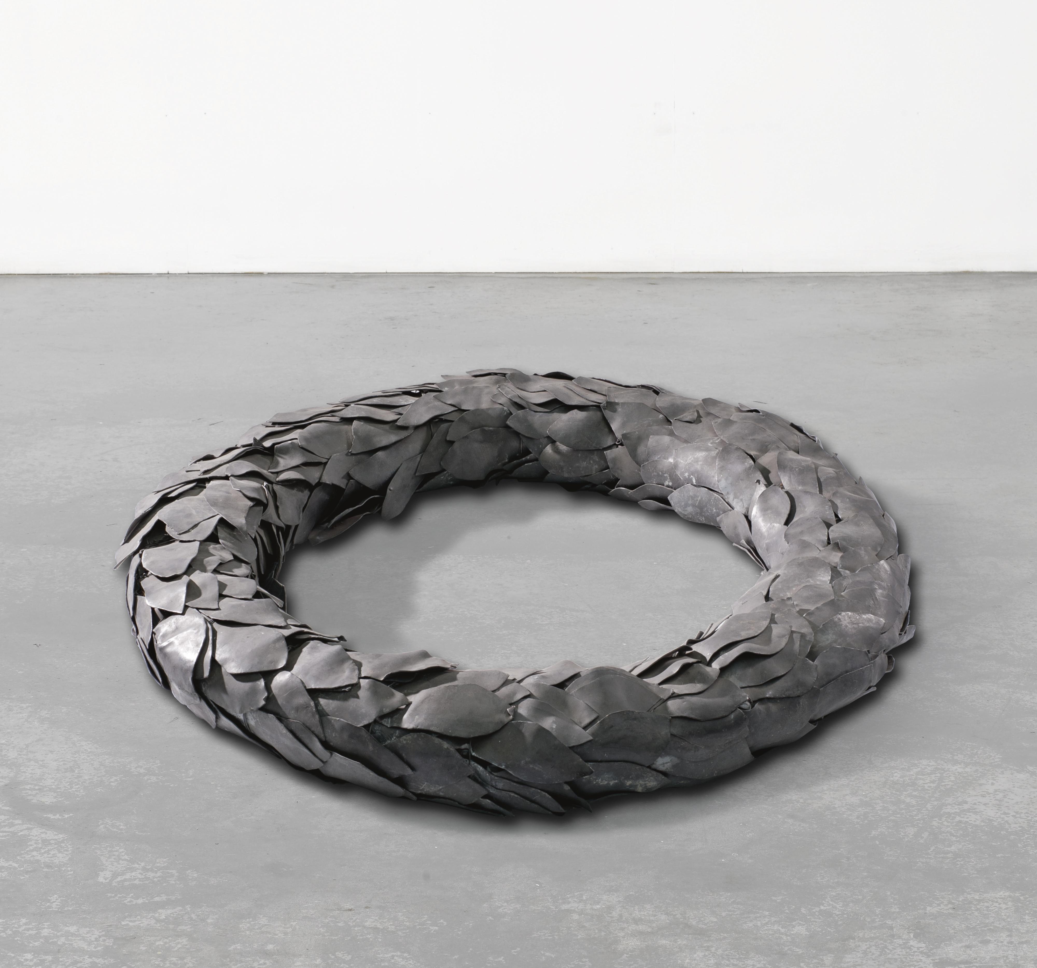 Luciano Fabro - Corona D\'Alloro - Facsimile (Corona Di Piombo)