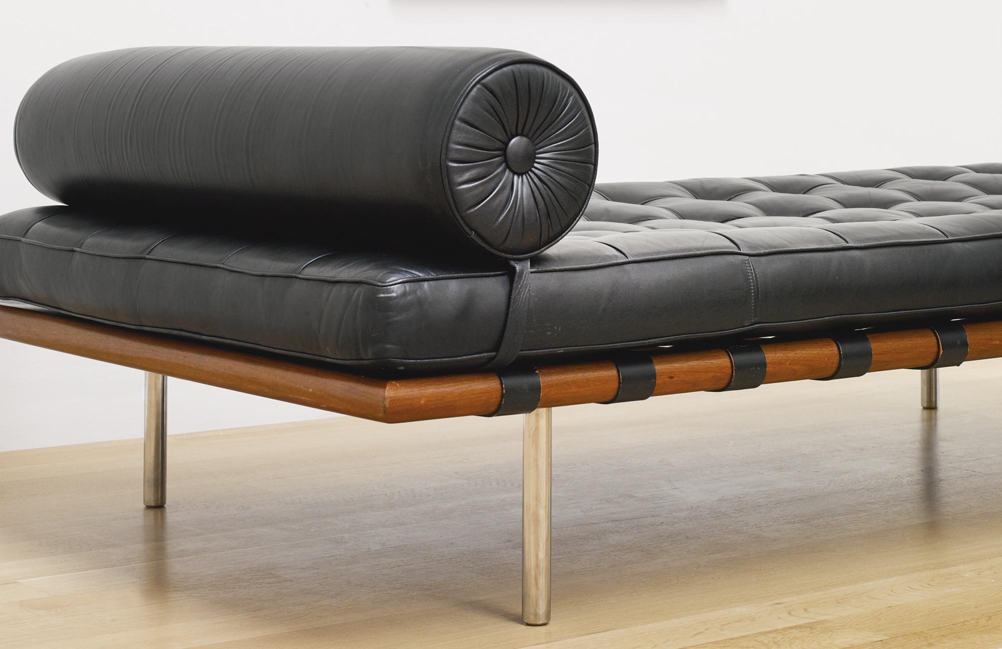 Ludwig Mies Van Der Rohe - \