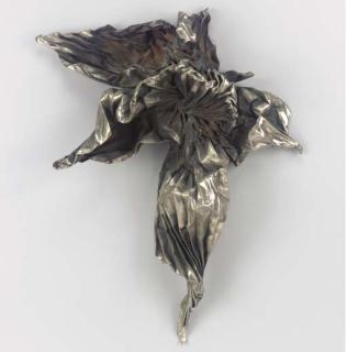 Lynda Benglis - Devaux