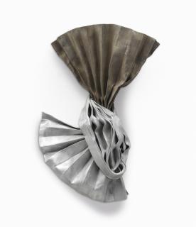 Lynda Benglis - Dorado