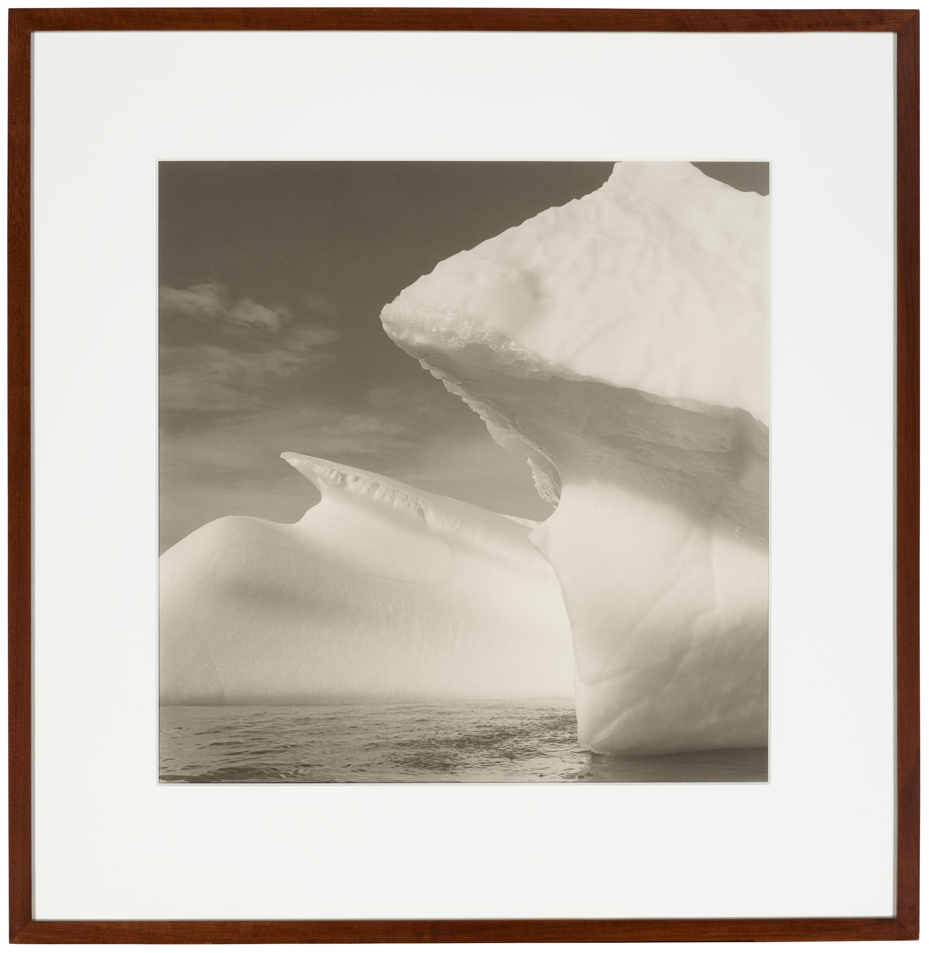 Lynn Davis - Iceberg #8, Disko Bay, Greenland, 1988