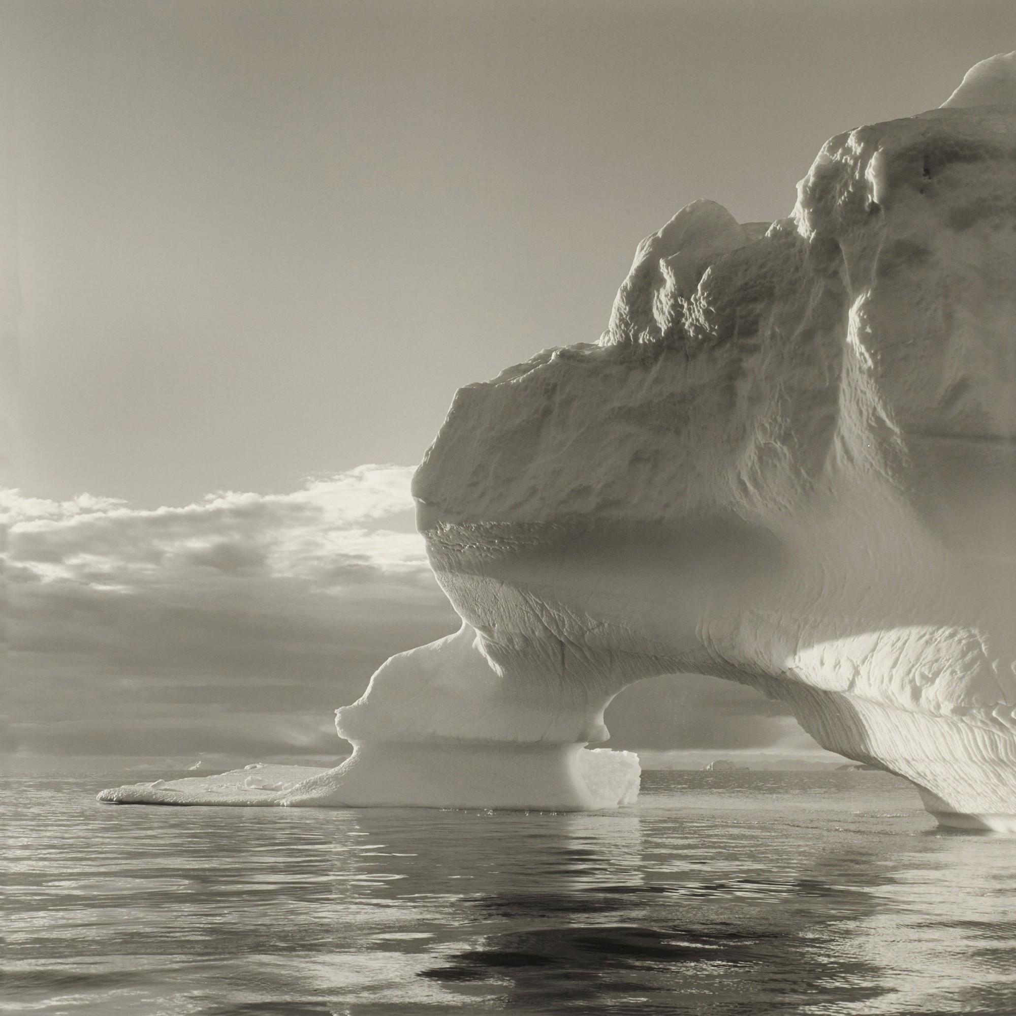 Lynn Davis - Iceberg I, Disko Bay, Greenland
