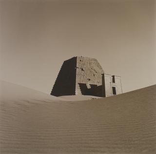 Lynn Davis - Meroe, Sudan