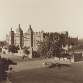 Lynn Davis - Mosque De Djenne, Mali