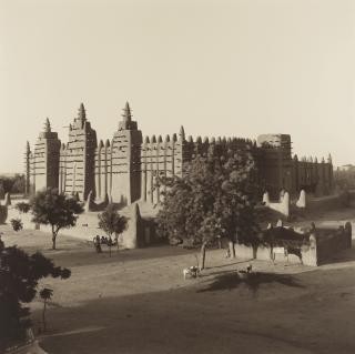 Lynn Davis - Mosque De Djenne, Mali