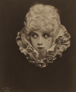 Madame D\'Ora - Ohne Titel