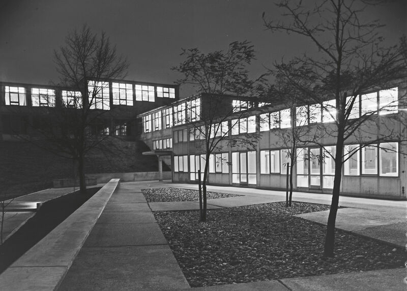 Hochschule für Gestaltung Ulm bei  Nacht