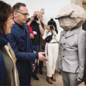 Natascha Sadr Haghighian / Natascha Süder Happelmann, Natascha Süder Happelmann und Heiko Maas, Deutscher Pavillon /Natascha Süder Happelmann and former Foreign Minister Heiko Maas during the opening of the German Pavilion, 58. Biennale von Venedig / 58th Venice Biennial, 2019