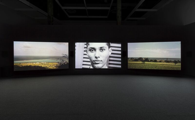 John Akomfrah, The Unfinished Conversation, 2012 (Still), Drei-Kanal-Videoinstallation