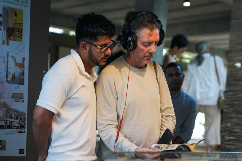 Visitors at Soul Studio by Palinda Kannagara Architects, Foto: Tharmapalan Tilaxan