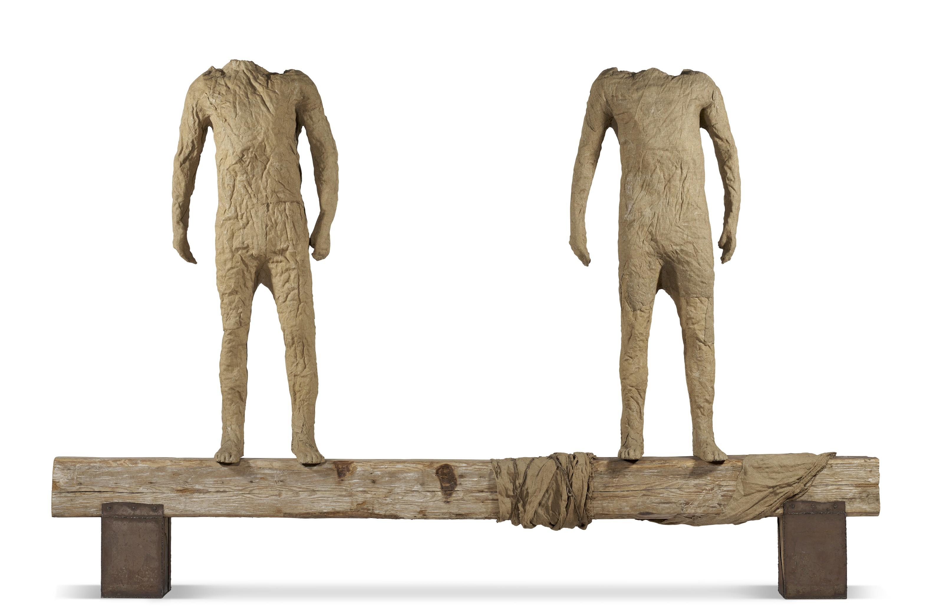 Magdalena Abakanowicz - Twins on Beam