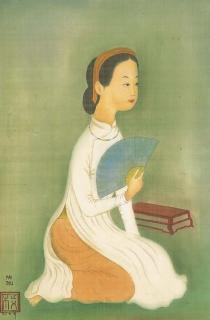 Mai Trung Thu - Woman with fan