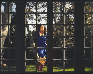 Malerie Marder - Untitled (Malerie running into door), 2001